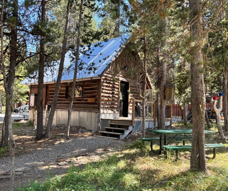 Mountain Man Cabin at Yellowstone RV Park